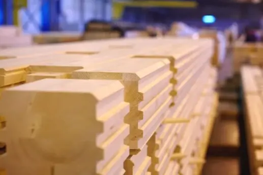 Procédé de fabrication d'une maison en bois