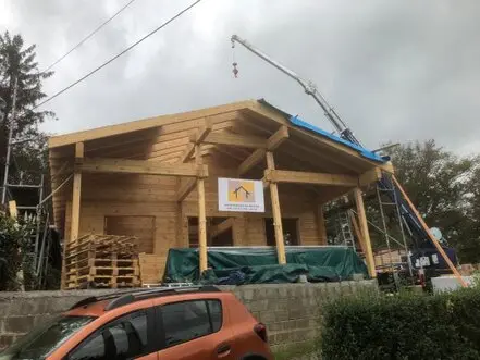 Maison en bois 2023