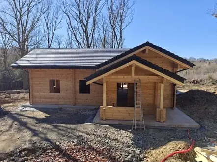 Maison en bois 2025